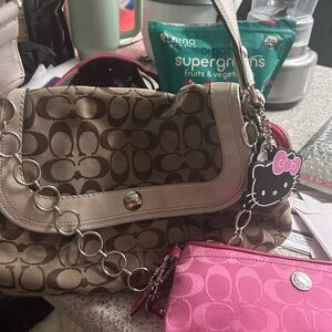 Coach SoHo Pleated Jaquard /Pink Wristlet